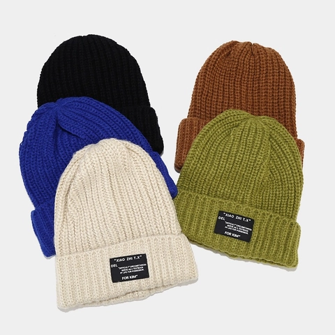 Vintage Ribbed Knit Beanie Hat Acrylic Warm Winter Slouchy Cap With Letter Patch For Men And Women