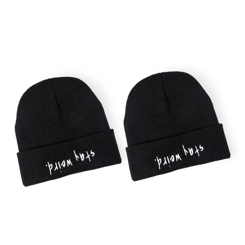 Stay Weird Inverted Letter Stickerei Strickmütze Acryl Warme Umschlag Wintermütze Für Herren Damen Streetwear Neuheit