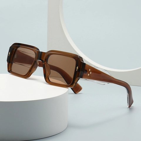 Retro Square Frame Sunglasses UV400 Protection PC Plastic Trendy Modern Street Style Metal Star Rivet For Men Women