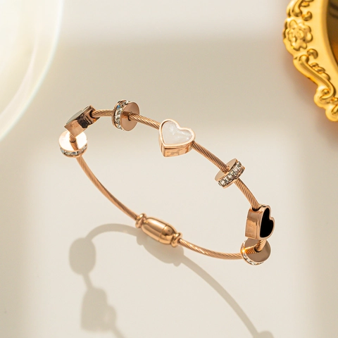 Heart Charms Cable Wire Bracelet Titanium Steel Cubic Zirconia Pave Fashion Jewelry For Women Elegant Style