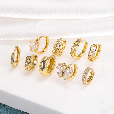 Elegante Kupfer Creolen Mit Funkelndem Zirkonia Schmetterling Herz Stern Formen Vergoldet Huggie Für Damen Schmuck