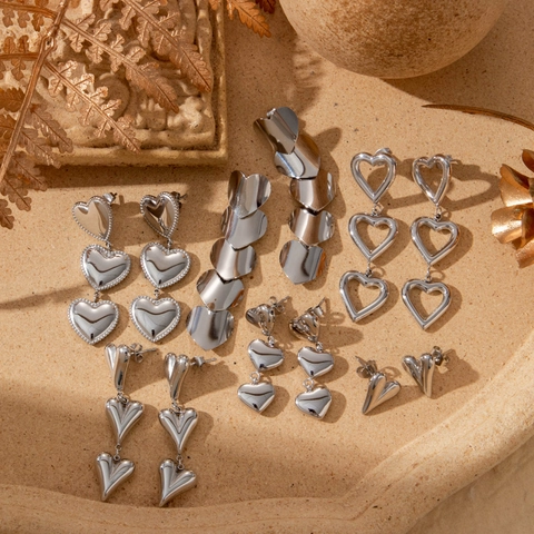 Damen Titanstahl Herz Ohrhänger Nische High End Edelstahl Ohrringpfosten Silber Farbe Herz Quasten Ohrringe
