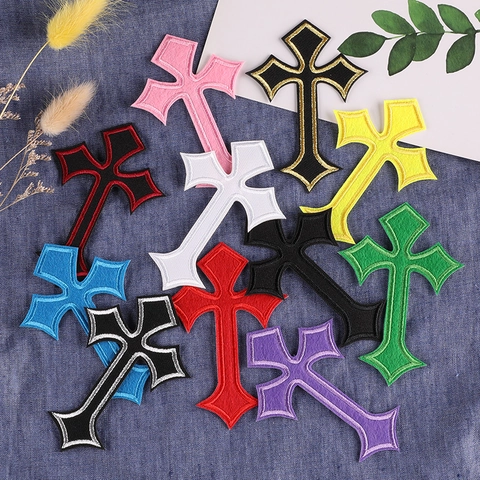 Bestickte Kreuz Patches Gothik Aufbügler Stoff Applikation Für DIY Kleidung Taschen Hut Dekoration Mehrfarbig Punk Stil