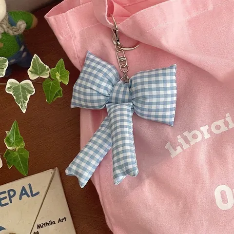 Llavero De Lazo A Cuadros Gingham Tela Y Aleación Dulce Lindo Colgante De Bolsa Accesorio Para Niñas Amuleto De Mochila