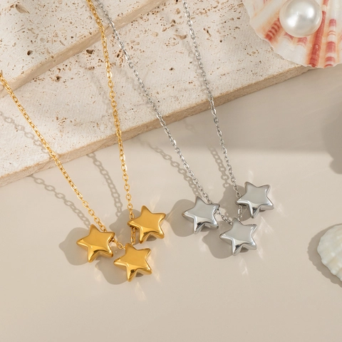 Minimalistische Dreifach Stern Anhänger Halskette Edelstahl Wasserfest Hypoallergen Schicker Schmuck Damen