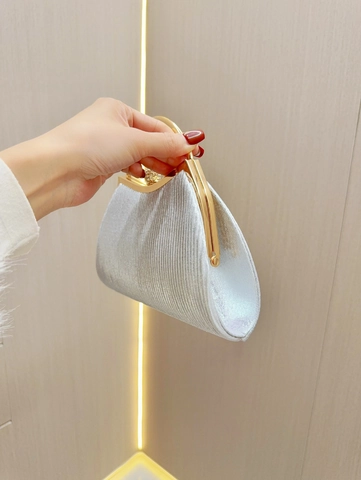 Women's Pleated Evening Bag Rhinestone Ball Clasp Metal Ring Handle Clutch Handbag With Chain Strap For Banquet Party Wedding