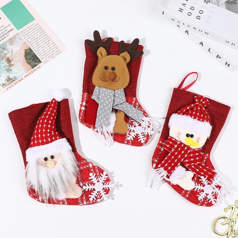 Weihnachtsstrümpfe Geschenktüten Roter Leinenstoff 3D Weihnachtsmann Schneemann Rentier Hängende Deko Weihnachtsfeier