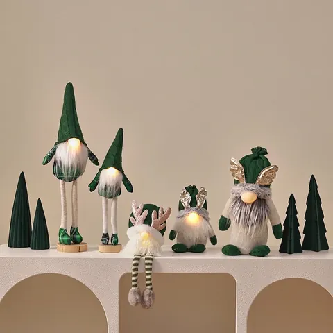 Weihnachtsgnom Ornamente LED Leuchtende Gesichtlose Puppe Tischdeko Waldgrün Nordic Plüsch Desktop Federbaum