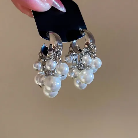 Elegante Vintage C-Förmige Cluster Künstliche Perlen Ohrstecker Mit 925 Sterling Silber Ohrstecker Legierung Künstliche Perlen Quaste Für Frauen