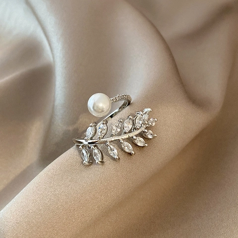 Eleganter Kupfer Blatt Strass Ring Für Damen Mit Künstlicher Perle Offener Verstellbarer Fingerring Minimalistischer Schmuck Geschenk