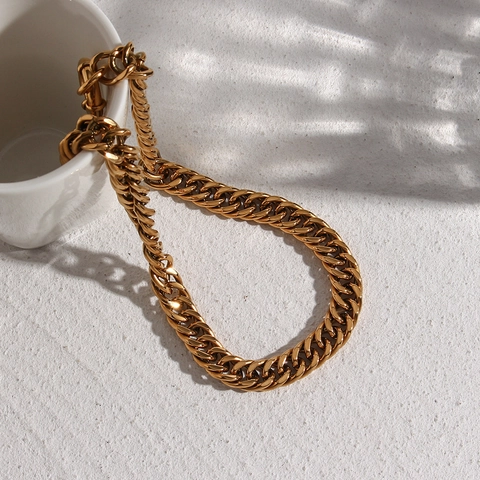 Collana a Catena Cubana Spessa in Acciaio Inossidabile Minimalista Placcata Oro 18K Chiusura a T Gioielli di Moda Elegante da Donna
