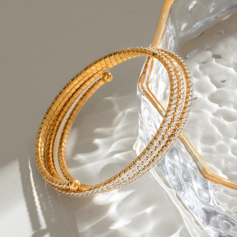 Bracelet Multi Rangs En Acier Inoxydable Avec Zircone Spirale Jonc Bijoux Élégants Pour Femmes
