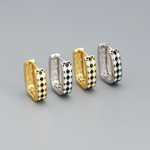 925 Sterling Silver Huggie Hoop Earrings Black White Checkerboard Enamel Rhombus Grid Geometric Retro Jewelry For Women