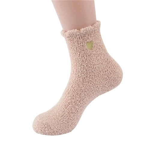 Damen Flauschige Korallenfleece Wadenlange Socken Bestickt Herz Warm Winter Zuhause Schlafsocken Verdickt Japanischer Stil Gemütlich