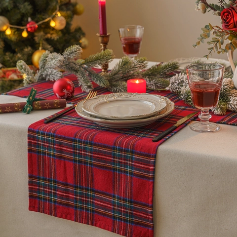 Chemin De Table Et Sets De Table De Noël Carreaux Rouge Vert Flocon Polyester Texture Lin Résistant À La Chaleur Décor