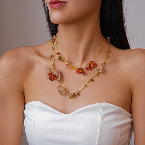 Collana Di Fiori A Strati Vintage Acrilico Chiffon Ambra Perle Floreali Lega Catena Dorata Gioielli Donna Vacanze