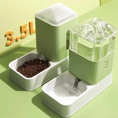Automatic Pet Feeder And Waterer PP PE Plastic Gravity Refill Large Capacity For Cats And Dogs Detachable