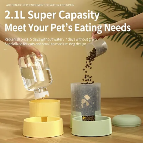 Automatic Pet Feeder And Waterer Dispenser Gravity Supply PP PET Plastic Roman Column Texture For Cats And Dogs Home