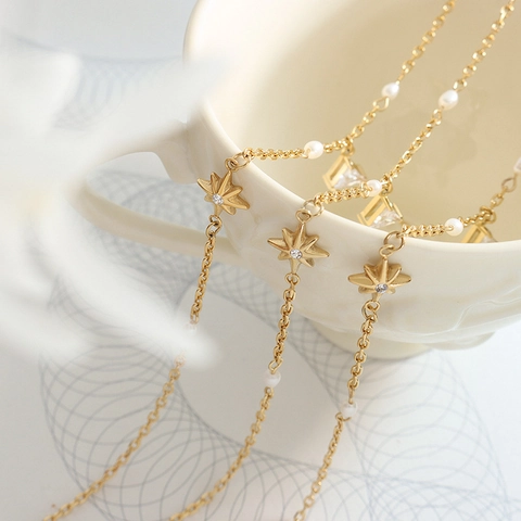 Collana in Oro in Acciaio al Titanio Tendenza Coreana Con Pendente a Triangolo a Stella in Zirconia Perla d'Acqua Dolce