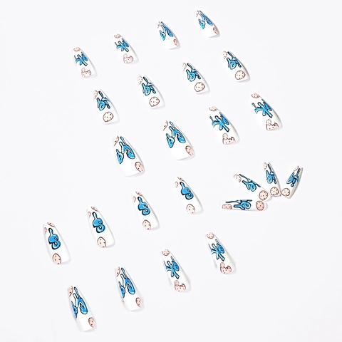 Lange Coffin Press On Nägel Weiß Blau Graffiti Cookies Druck Streetwear Stil Künstliche Fingernägel Für Damen
