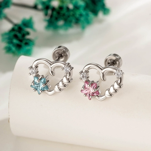 Hollow Heart Star Zircon Ohrknorpelstecker Titanstahl Schraubverschluss Piercing Schmuck Punk Stil
