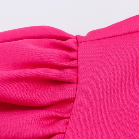 Elegante Crop Top In Satin Magenta E Gonna Lunga A Vita Alta Finiture In Strass Maniche A Sbuffo Moda Da Festa Sexy