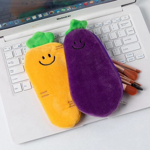 Creative Vegetable Shaped Plush Pencil Case Carrot Eggplant Design Zipper School Office Stationery Storage Pouch For Kids