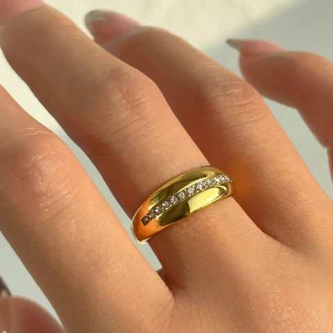 18K Gold Plated Titanium Steel Ring Single Row Cubic Zirconia Minimalist Wedding Band Valentine's Day Jewelry For Women