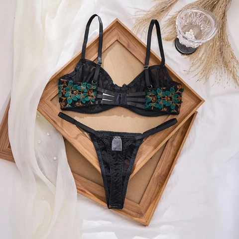 Lingerie Soutien Gorge À Armatures Et String En Dentelle Brodée Mesh Push Up Respirant Style Français Luxe Femme
