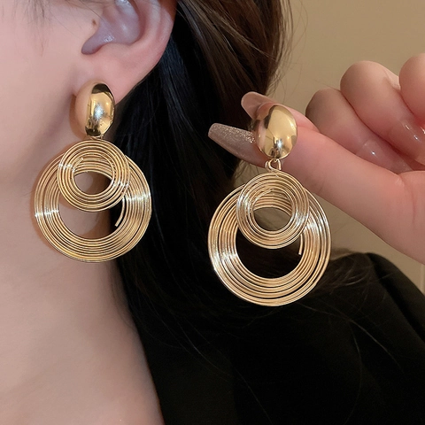 Vintage Geometrische Creolen Lagenweise Konzentrische Kreise Legierung Metall Ohrringe Mit Edelstahlstecker Für Frauen