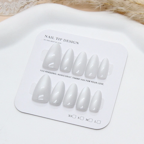 Kunstparelmoer Wit Kattenoog Kunstnagels Amandelvorm Glanzend Minimalistisch Elegant Handgemaakte Nageltips Voor Dames
