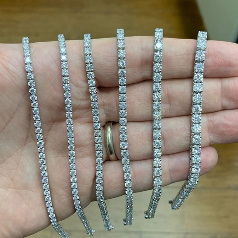 Klassisches Rundes Zirkonia Tennisarmband Elegantes Beschichtetes Kupferschmuck Für Damen