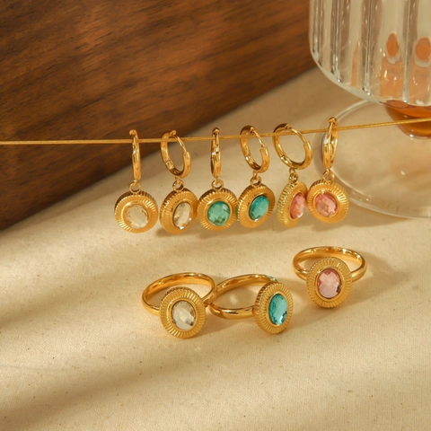 Ovale Zirkonia Sieradenset Roestvrij Staal Vintage Reliëf Creolen En Ringen Voor Dames Verguld Elegant