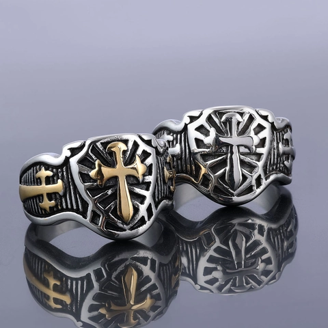 Heren Retro Gotische Roestvrijstalen Kruis Schild Reliëf Ring Noordse Punk Stijl Sieraden Accessoires Voor Man