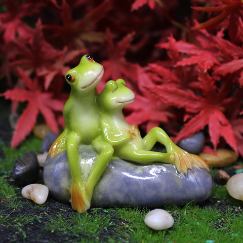 Frog Couple Figurines Cute Cartoon Resin Miniature Landscape Decoration For Garden Bonsai Fish Tank Tabletop Home Decor