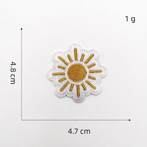 Zon Regenboog Borduurwerk Patches Strijkapplicatie Polyester Garen Decoratieve Badges Voor Kleding DIY Reparatie Accessoires