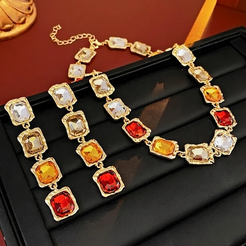 Collana Con Strass Rettangolari Colorati E Orecchini Pendenti Gioielli Con Perno In Argento Per Donne Eleganti