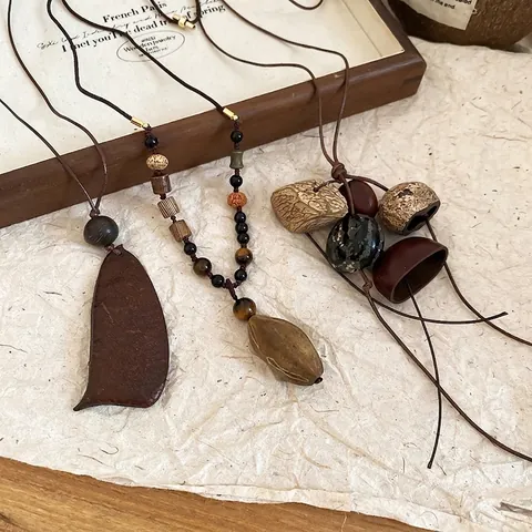 Vintage Holz Pflanzen Samen Anhänger Halskette Böhmische Ethnische Lange Pulloverkette Frauen Tigerauge Stein Perlen Handgewebt
