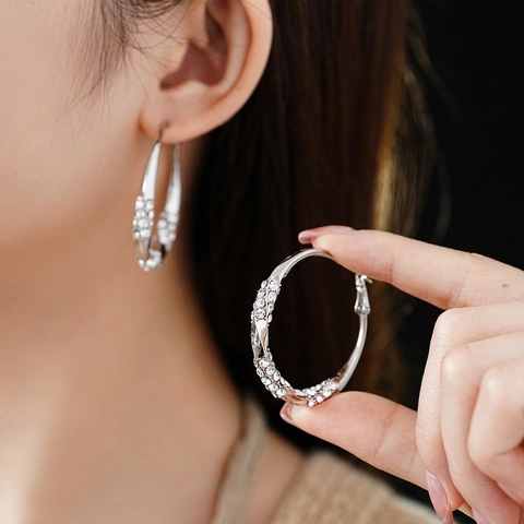 Luxury Twisted Metal Hoop Earrings for Women Gold Silver Plated Rhinestone Geometric Spiral Earrings 925 Sterling Silver Post Jewelry