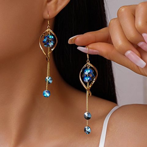 Vintage Tassel Ear Hook Earrings With Twisted Alloy Geometric Frame And Blue Gradient Glass Beads For Women Fashion Jewelry