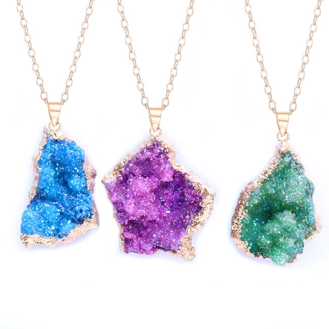 Unregelmäßige Natürliche Druzy Kristall Geode Anhänger Halskette Mit Vergoldetem Rand Bohemia Stil Schmuck Für Damen