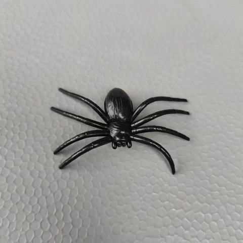 Ragno Realistico In Plastica Nera Decorazione Halloween Accessorio Spaventoso Per Scherzi Festa A Tema Horror