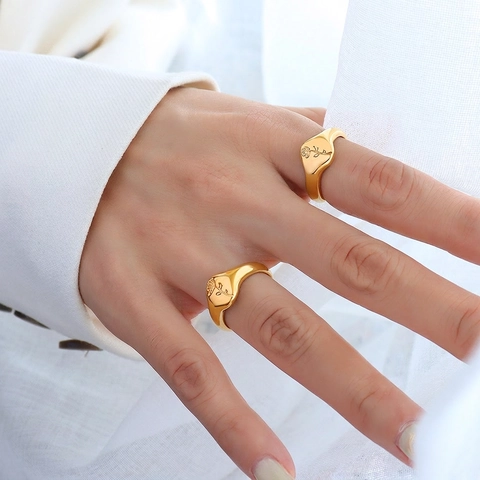 Vintage Rose Flower Engraved Signet Ring Stainless Steel 18K Gold Plated Minimalist French Style Jewelry For Women Girls