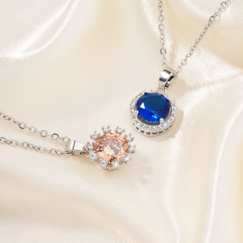 Elegant Round Halo Zirconia Copper Pendant Necklace Multi Color Gemstone Chain Fashion Jewelry For Women Banquet Accessories