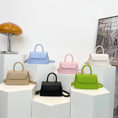 Women PU Leather Shoulder Bag With Top Handle Adjustable Strap Fashion Square Flap Handbag