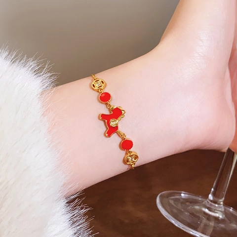 Bracciale In Rame Placcato Oro 18K Pendente Cavallo Smalto Rosso Stile Cinese Vintage Moneta Fortuna Gioielli Donna