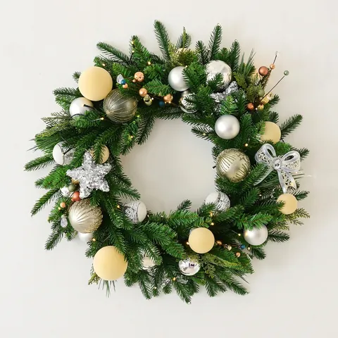 Corona Di Natale Con Luci LED Calde Decorazione Di Aghi Di Pino Artificiali Palle Oro Argento Stella Fiocco Per Porta Casa