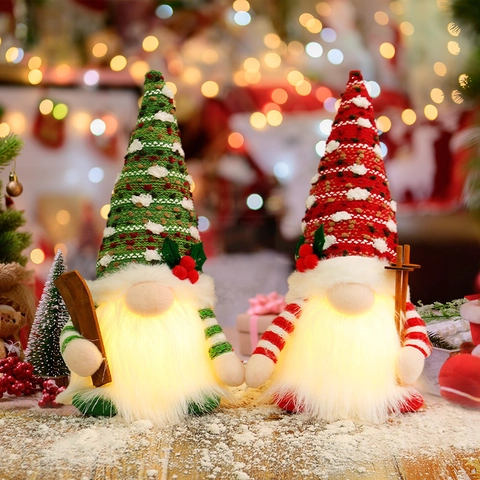 Gnome De Noël En Peluche Lumineux LED Poupée Sans Visage Bonnet Tricoté Avec Skis En Bois Décoration De Fête