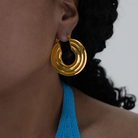 Chunky Hoop Ohrringe Dreilagig Texturiert Gerillt Titanstahl Minimalistisch Geometrisch Schmuck Für Frauen Elegant Poliert