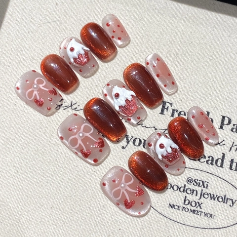 Handmade Press On Nails Red Cat Eye Effect 3D Strawberry Cupcake Bow Reusable Sweet Kawaii Artificial Manicure For Women
